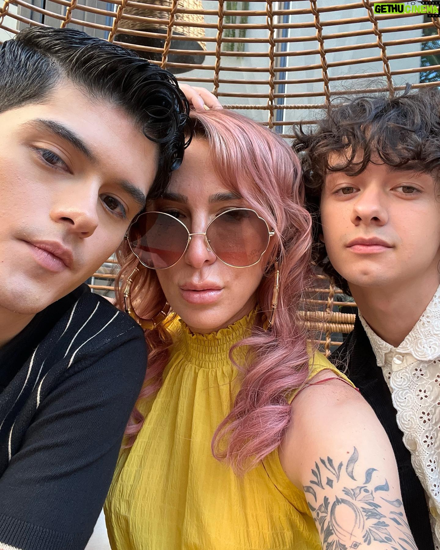 Aitch Alberto - 11.6K Likes - max and reese. what a soul shaking journey weāve gone on together. my gratitude is boundless for you two. you both inspired me to show up on that set everyday as my best self not only as a director but as a person. thank you for trusting me with your kindness and vulnerability. this is only the beginning. im so proud and believe in you both so much. so, as this chapter nears its end know that my heart and door are forever open to you. youāll both always be my babies and of course, MY aristotle and dante. thank you. š¤
join us tomorrow for our virtual screening and q a. link in bio.
before our digital/vod release on tuesday Nov 14th. #arianddantemovie
