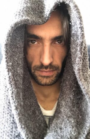 Aitor Luna Instagram - Que la fuerza os acompañe gente!🖕🏻🦠