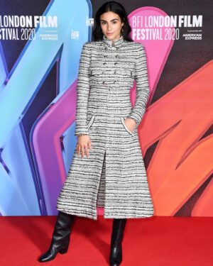 Aiysha Hart Instagram - Thank you @britishfilminstitute for hosting the U.K. LFF premiere of Mogul Mowgli on Saturday evening, and for giving me a reason to dress-up for the first time since March. 

Wearing @chanelofficial 
Styling @millermode 
Makeup @zoetaylormakeup x @chanel.beauty 
Hair @bjornkrischker
Tailoring @nafisatosh 
Merci @juliedorff & @stephanie_felisa 🤍