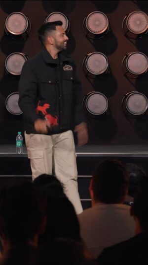 Akaash Singh Instagram - Husbands/Boyfriends am I wrong about this? 

Full Special is OUT NOW on Youtube!