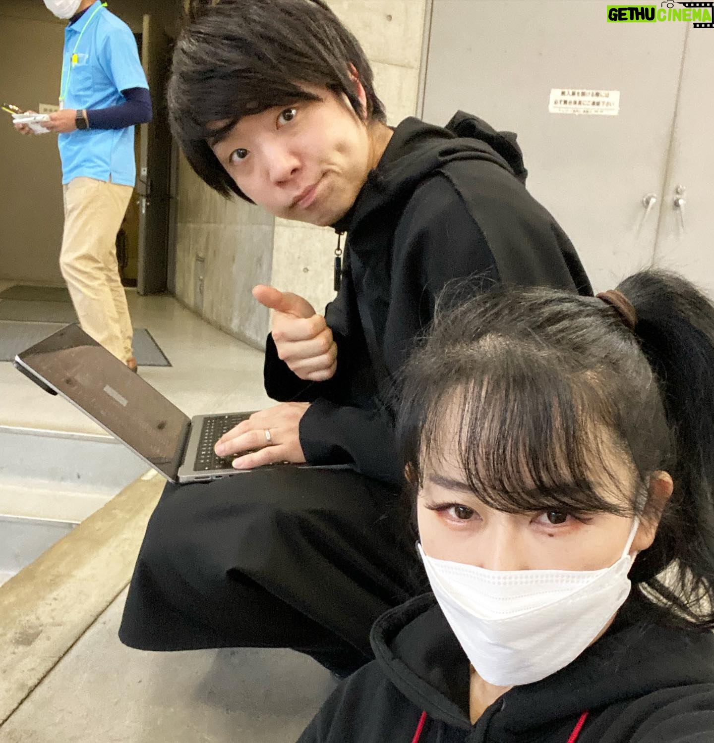 Akiko Higashimura - 1.3K Likes - 落合陽一さん✨
さきほどのトークショー中に落合さんの膝の上のAIが一瞬で曲を4曲作ったとおっしゃってました‥ AIは4秒で長さ90秒の曲を作ってしまうそうです
衝撃‥
#エンジン01#落合陽一#東村アキコ#東家パー子