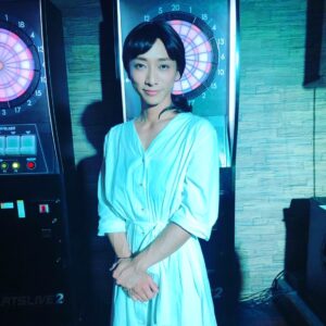 Akiko Higashimura Instagram - 男だけど顔が似てるから偽装不倫の杏ちゃんのコスプレしたら本当に似てた林亮介
#東村アキコ #higashimuraakiko #海月姫 #東京タラレバ娘 #かくかくしかじか #ママはテンパリスト #美食探偵明智五郎  #雪花の虎 #着物#偽装不倫#林亮介