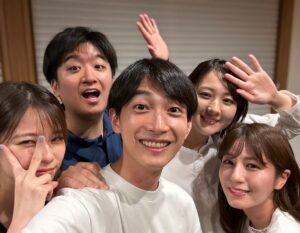 Ako Nagao Instagram - .
ひさびさに揃いました🌟

#持つべきものは同期
#2016年入社
#アナウンサー