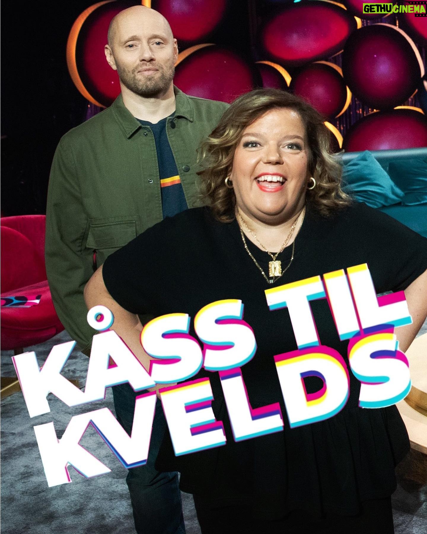 Aksel Hennie - 4K Likes - KÅSS TIL KVELDS på NRK 1 21:30 i kveld!! ...eller på NRK.no nårsomhelst..... Har fått lov til å være gjest hos verdens fineste @kaassolini Takk for at du viser at det går an å fjase, le, og være alvorlig og tilstede samtidig. Du er unik, Else! ❤️ Og takk for at jeg fikk lov til å dele sofaen med fantastiske @ektemyra & @tuftejo ...og btw; jeg er sjukt fan av @markusulvneby - FOR en gave av et menneske!! #nrk1 #kåsstilkvelds