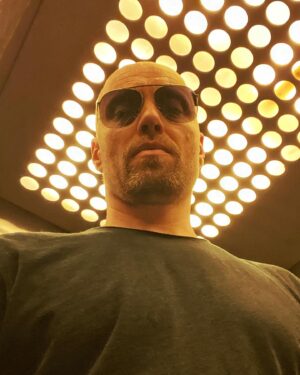 Aksel Hennie Instagram - LOVE ELEVATOR SELFIES! #❤️ I hope I never get old enough to feel embarrassed when I feel elevator light panels make me look cool...! #kidult #light #cool #actor #movie ❤️K H H H❤️