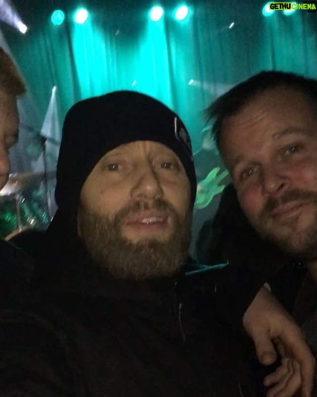 Aksel Hennie - 1.4K Likes - 💥RED BULL MUSIC FESTIVAL💥 Nice music with even nicer friends... @oisteinengelsen @olamarkus @hubbabubbaklubb @paalulv
