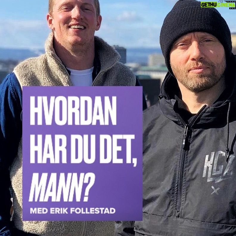Aksel Hennie - 2.5K Likes - HVORDAN HAR DU DET MANN!! Ny episode ute nå! Jeg elsker podcast. Både å lytte til det, og å være gjest. Muligheten man får til å gå i dybden på ting uten måtte tenke på noe annet enn det man akkurat prater om der og da er unik og sjelden vare medialt. I tillegg, som gjest, får man sjeldne og verdifulle samtaler med fine folk man ellers kanskje ikke hadde møtt på samme måte. Mitt møte med @erikfollestad var et sånt møte. Aldri vært i tvil om at han er en bra fyr, men å sitte igjen en halvtime etter rødlampa er slukket fordi verdien i samtalen tillater det føles bare jævla bra! Takk for en superfin prat og et bra møte, Erik. Du er en kongefyr! ...og ganske så bra til å snakke om følelser er’u også...! #👊🏻 #podcast #boysdocry #hvordanhardudetmann