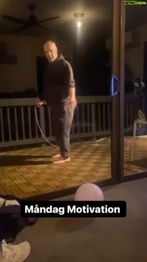 Al Pitcher Instagram - Its Måndag , never stop bouncing