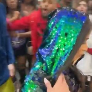 Alaïa Alsafir Instagram - To this, from this. 🥺 
I’m so so so happy and grateful, my community deem me as Legend yesterday night… what a moment. 
I could never have dreamed about that 10 years ago. I want say thanks you to New York, the Vatican of Voguing. Without what they build many years ago, I probably wouldn’t exist. Ballroom help me to found my way, ballroom makes possible to express my self and my feelings on the floor many many many times, to let there all my demons and all the sadness of the society where we live. As a Franco-maghrebia transwoman, especially the first here in Paris and in Europe, im proud and gratfull thanks you @snookielanore 
I’m so exited to introduce myself as The New Legendary Queen of Paris, Mother Alaïa Miyake Mugler 💚💙