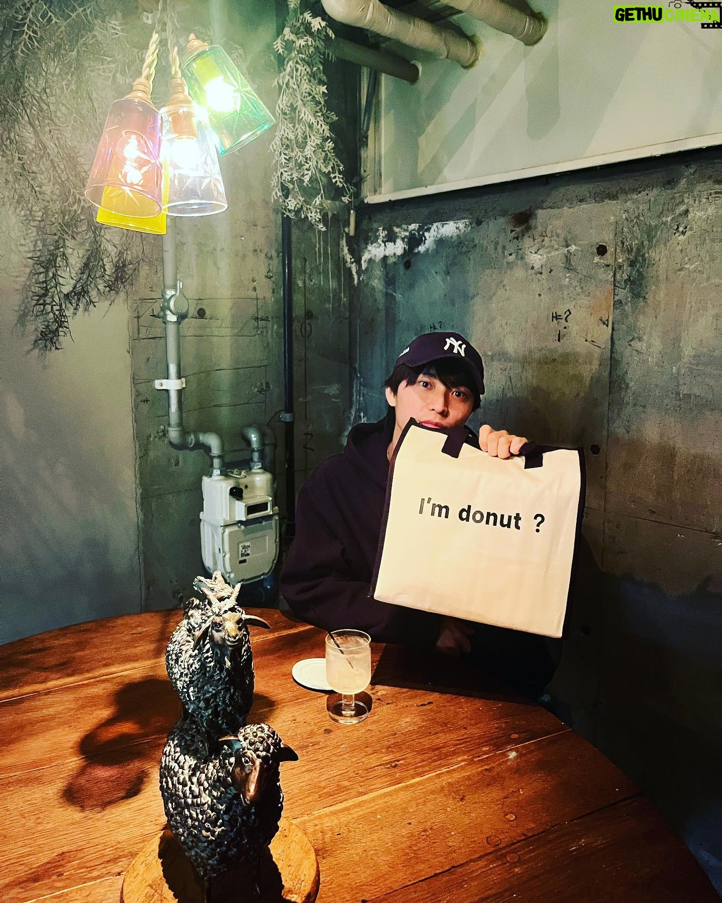 Alan Abe - 22.5K Likes - 初の出来立てドーナツ感動でした。
#imdonut
#amamdacotan