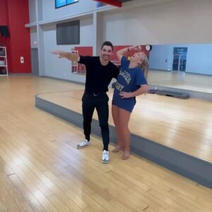Alan Bersten Instagram - We tried to take a really cool video, we settled for some photos 😂 haha 

Honestly we’re having so much fun in rehearsals and I can’t wait for you all to see what we’ve been working on! @jamielynnspears 

Also our producer Simon is hilarious 😂