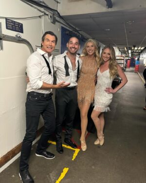Alan Bersten Instagram - Had the absolute pleasure of choreographing the @daytimeemmys !!! @amandakloots and @mrjerryoc you guys are legends 🕺🏼💃🏻and thank you to @kaylaradomski4 for helping me out!!!