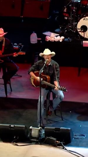 Alan Jackson Instagram - Start your week off right by singing along to the classic hit “Chasin’ That Neon Rainbow!” 🎶🤠 #CountryMusic #LiveMusic