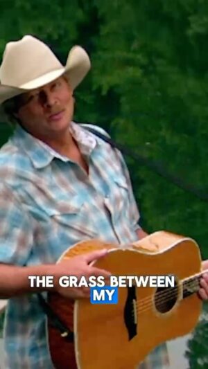 Alan Jackson Instagram - Do you still like bologna on white bread now and then? #IStillLikeBologna #AlanJackson #CountryMusic