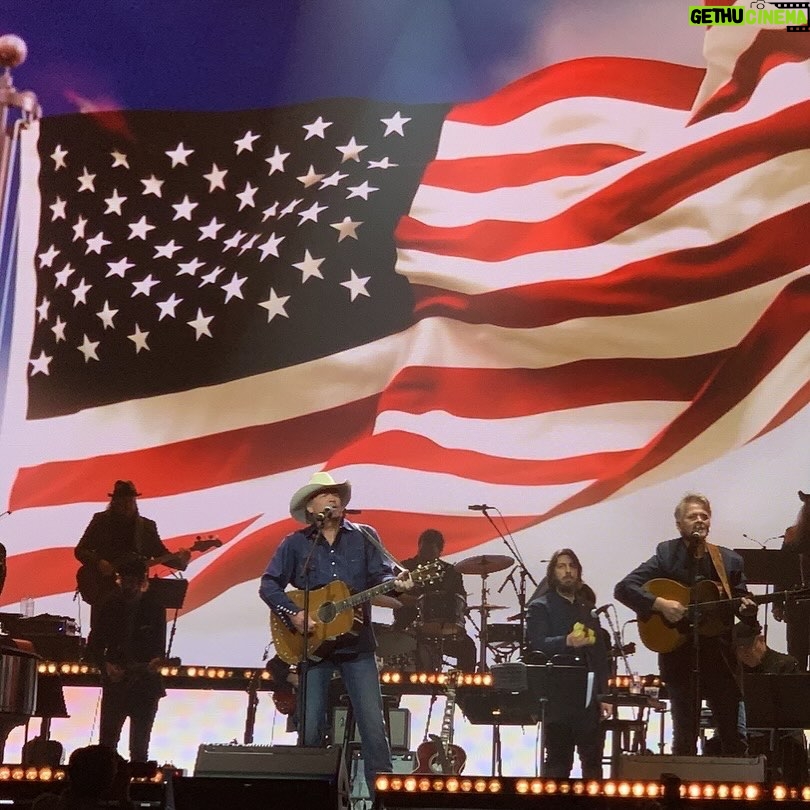 Alan Jackson - 21.9K Likes - Let us take a moment to honor and remember the brave men and women who have made the ultimate sacrifice for our country on this Memorial Day. Thank you for your service. #MemorialDay