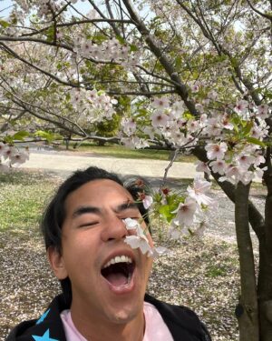 Alan Kuo Instagram - 慢慢懂得賞櫻花的快樂
#sakura #yokohama #周杰倫嘉年華世界巡迴演唱會