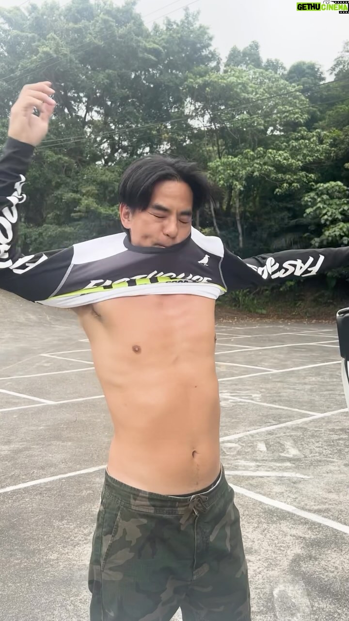 Alan Kuo - 2.2K Likes - ä»å¤©č¦å»åŖč£”ē©1š“š¼š
@eunicelin151 #downhillbike #stunt #race #speed