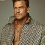 Alan Ritchson