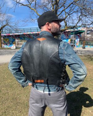 Alan van Sprang Instagram - Checking out the view on a nice spring day.