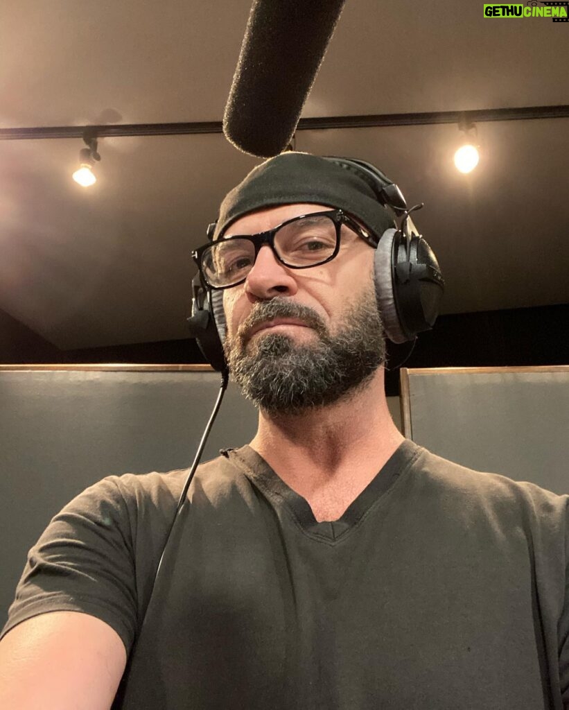 Actor Alan van Sprang HD Instagram Photos and Wallpapers June 2020 ...