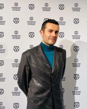 Albano Jerónimo Instagram - THE WORST MAN IN LONDON | Directed by Rodrigo Areias 
PREMIER AT @iffr 

Close my eyes and say, thank you I’m grateful ❤️

Dia 8 em 30 salas pelo país.

@subtitle_talent @fernandaribasmanagement @pisidro @leopardofilmes 

Obrigado 
2nd upcycled label
Dino Alves X Mister Man
@dino_alves_eu @mister.man1972 
E claro, sweet @maraushats