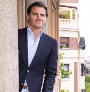 Actor Albert Rivera HD Instagram Photos and Wallpapers May 2024