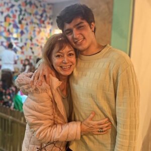 Alcione Mazzeo Instagram - #sextouu ❤️ Um neto é como um sopro de esperança q  chega em nossas vidas p/ iluminar os nossos caminhos. Amo estar c/ vc, João! 

#bomdia #bomfimdesemana #bomfinaldesemana #neto #netos #bencaodedeus #bençaodedeus #amomeusnetos #alcionemazzeo