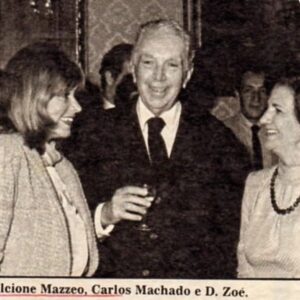 Alcione Mazzeo Instagram - #tbt ❤️ Saudade destes queridos.

Fotos 1: #pedrodelara #1975  cena de filme❣️2: #armandobógus #1982 ❣️3: #nestordemontemar  #1982❣️4: #silvinhocabelereiro ##82❣️5: #elzagomes #1982❣️6: #aertonperlingeiro #1981❣️7: Carlos Machado e Dona Zoé Chagas Freitas #81 ❣️8: #jardelmello #felipecarone #80❣️9: #nildoparente #sérgiobritto #2000❣️10: #italorossi #mariaclaramachado  ##1995 

#alcionemazzeo #baúdaalcionemazzeo #tbt🔙 #saudade
