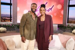 Aldis Hodge Instagram - Had an awesome time getting caught up with one of the greatest talents of our generation, @jenniferhudsonshow 

Photo: Chris Millard / Warner Bros.
Grooming: @shannonpezzetta