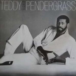 Aldis Hodge Instagram - Aight, let me explain…

Took a pic feeling like “Mr. Too Smooth”.

Thought I was looking fly.

Ended up looking like a 70’s album cover.

Internal thoughts: “Dammit, imma get roasted for this.”

C’est la Vie. Let the roasting begin.

What should my album be called??