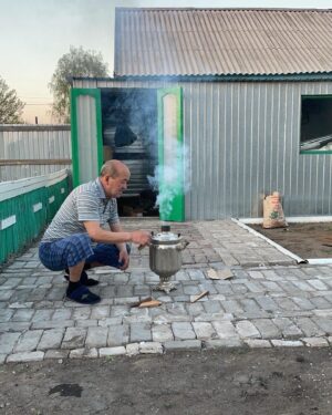 Aldiyar Zhaparkhanov Instagram - О люди! Радуйтесь пока есть время, каждому сообщению в ватсапп группе «Семья».