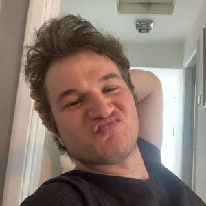 Alec Utgoff Instagram - Starting to go crazy...I feel like I’ve been in school for the past few months. I’ve been learning Spanish, piano, drawing, playing video games (I’m great at that😎) and watching tv shows! What are you guys doing?? Share some activities, I’ll do them too 🤓