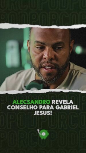 Alecsandro Instagram - GLÓRIA, GLÓRIA ALELUIA! 💚🔥🐽

O @alecgol9 ajudou demais o @dejesusoficial nos seus primeiros anos de Palmeiras!

Quem aí sonha com o retorno da nossa cria, hein?

#podporco #podcastPalmeiras #AvantiPalestra #Palmeiras