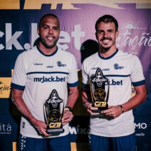 Alecsandro Instagram - 3• Colocado na categoria Legends do @futevoleibrasil ao lado do meu parceiro @alecgol9 !
•
Obrigado pela parceria irmão, mesmo sem ritmo e sem nunca ter jogado juntos não fizemos feio, sabemos que poderia ter sido melhor, mas valeu demais. 
Vamos para os próximos!🔥
•
@_estacaosp 
@futevoleibrasil 
@athletabrasilfutevolei 
@mrjack.bet 
@unita.studio 
@sfnutricaoesportiva 
@_estacaoct