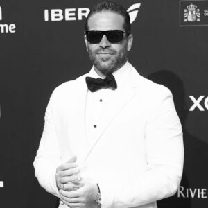 Alejandro Nones Instagram - Black and White weekend 🖤🤍