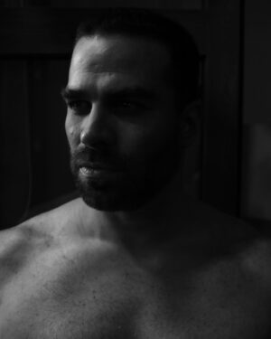 Alejandro Nones Instagram - Tomarme hasta la última gota…