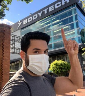 Alejandro Otero Instagram - A entrenar se ha dicho!!! Que el 2022 no nos agarre fuera de base 🤣🤣🤣🏋🏻‍♂️ @clubbodytech #workouttime