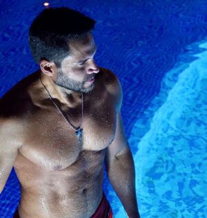 Alejandro Otero Instagram - Viernes… #fbf extrañando el calorcito de la costa