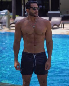 Alejandro Otero Most Liked Photos and Posts