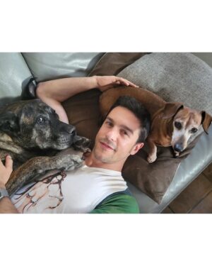 Alejo Sauras Instagram - Tarde de lluvia....tarde de perros....