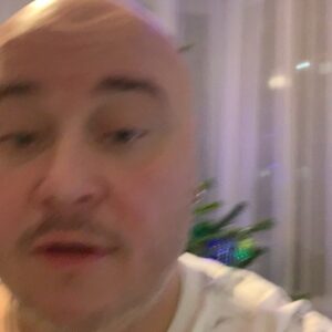 Aleksandr Breslavskiy Instagram - С НОВЫМ ГОДОМ, ЛЮБИМЫЕ))) #сновымгодом