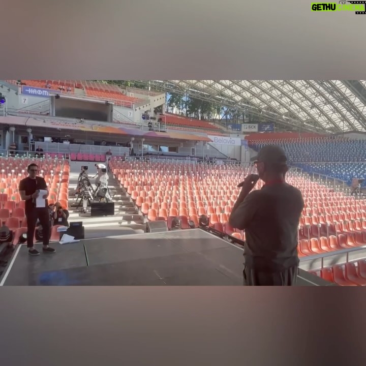Aleksandr Buynov - 20.8K Likes - …в продолжение предыдущего поста. Витебск. Представляете, город основан в 974 году, здесь много старинных храмов, памятников, Беларусь всегда производит очень хорошее впечатление. Я стараюсь, что бы в поездках было время на знакомство с городом, с достопримечательностями, обязательно отведать местной кухни – только так можно немного проникнуться атмосферой города. А после прогулки – я поехал на саунд-чек, встретился с коллегами за кулисами, дождался свой выход, порадовал зрителей своей песней и в потрясающем настроении отправился домой, в родную Москву. Спасибо Витебску и фестивалю «Славянский базар» за удивительные эмоции, заряд энергией и теплый прием. До новых встреч, Беларусь! #буйнов #лето #славянскийбазар #витебск #беларусь #россия