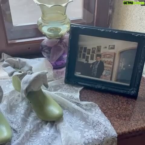 Aleksandr Buynov - 19.6K Likes - Всем привет. Итак. Витебск/Славянский базар-каждый раз это новые эмоции, высший профессионализм в организации мероприятия, зритель, который никогда не отпускает со сцены, и, конечно же, общая атмосфера большого, дружеского праздника! В Белоруссии особая атмосфера, все очень душевно, люди с улыбкой на улице подходят сфотографироваться, оставить автограф, девчонки устроили около гостиницы мини флешмоб, спев пару припевов моих песен (не успел заснять, но это было потрясающе). Друзья, кто не был в Белоруссии – рекомендую посетить. Останетесь довольны. И конечно, сегодня по каналу Россия1 в 21:50 - Торжественная церемония открытия XXXIII Международного фестиваля «Славянский базар в Витебске». Не пропустите! #славянскийбазар #витебск #буйнов #москва #белоруссия