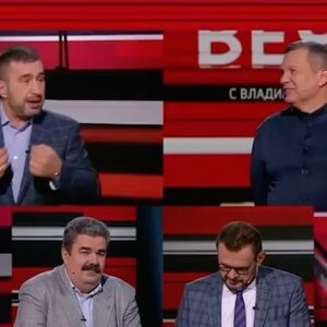 Aleksandr Nevzorov Instagram - Типичная мания величия: «мы воюем с НАТО». Пропагандонам надо как-то оправдывать позор и всю «военную немощь» россии, которая  очевидна для всего мира.  Отсюда и возник миф о « войне с НАТО». Но теперь- то понятно, что если бы россия действительно схватилась с НАТО, то от неё  мгновенно не осталось бы и мокрого места.
Невзоров