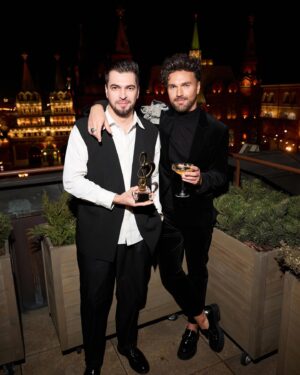 Aleksandr Panayotov Instagram - На гала-ужине премии «БРАВО» @bravo.premia  @radiomontecarlo 👏🏻