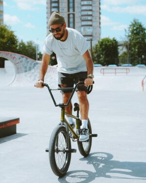 Aleksandr Ptashenchuk Instagram - Вырезки из отрезка июня 

#vkместа