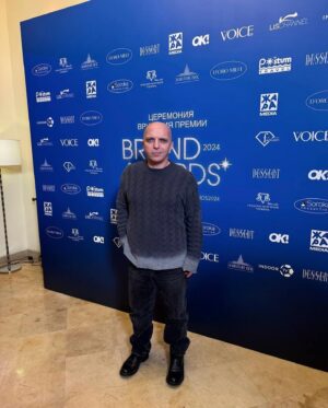 Aleksandr Shoua Instagram - BRAND AWARDS 2024

Всякий раз, когда приходишь на церемонии вручения премий, хочется и верится в то, что награда достанется тому, кто её действительно заслуживает.

#александршоуа #непара