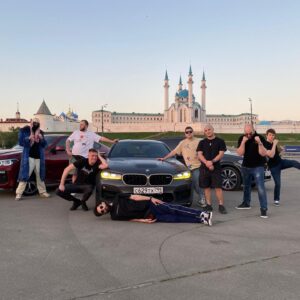 Aleksandr Timartsev Instagram - Команда по спасению мира от адекватности. Казань1Love