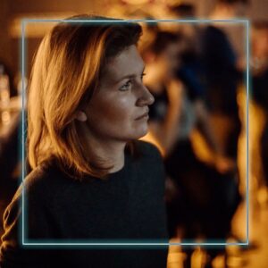 Aleksandra Muratova Instagram - Есть два варианта как провести вечер субботы:
1. Так себе
2. Посмотреть Женский стендап на ТНТ в 22.00
Сделайте правильный выбор. #женскийстендап
#женскийстендапнатнт