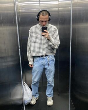 Aleksey Kuzmin Instagram - Это я за продуктами ходил весь месяц
В конце бонус